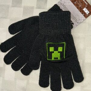 Minecraft Creeper Black and Green Gloves